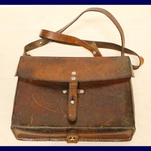 Original Schweizer Armee Leder Kartentasche 